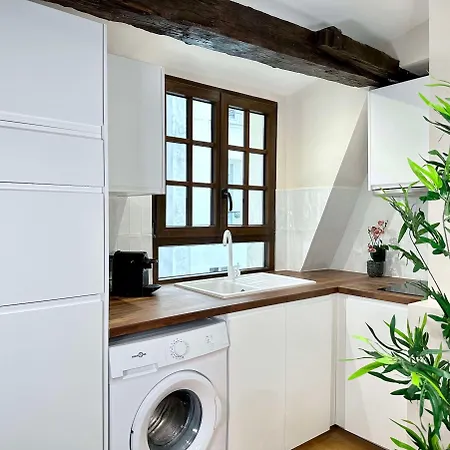 Apartment Stunning 2 Bedroom In The Marais